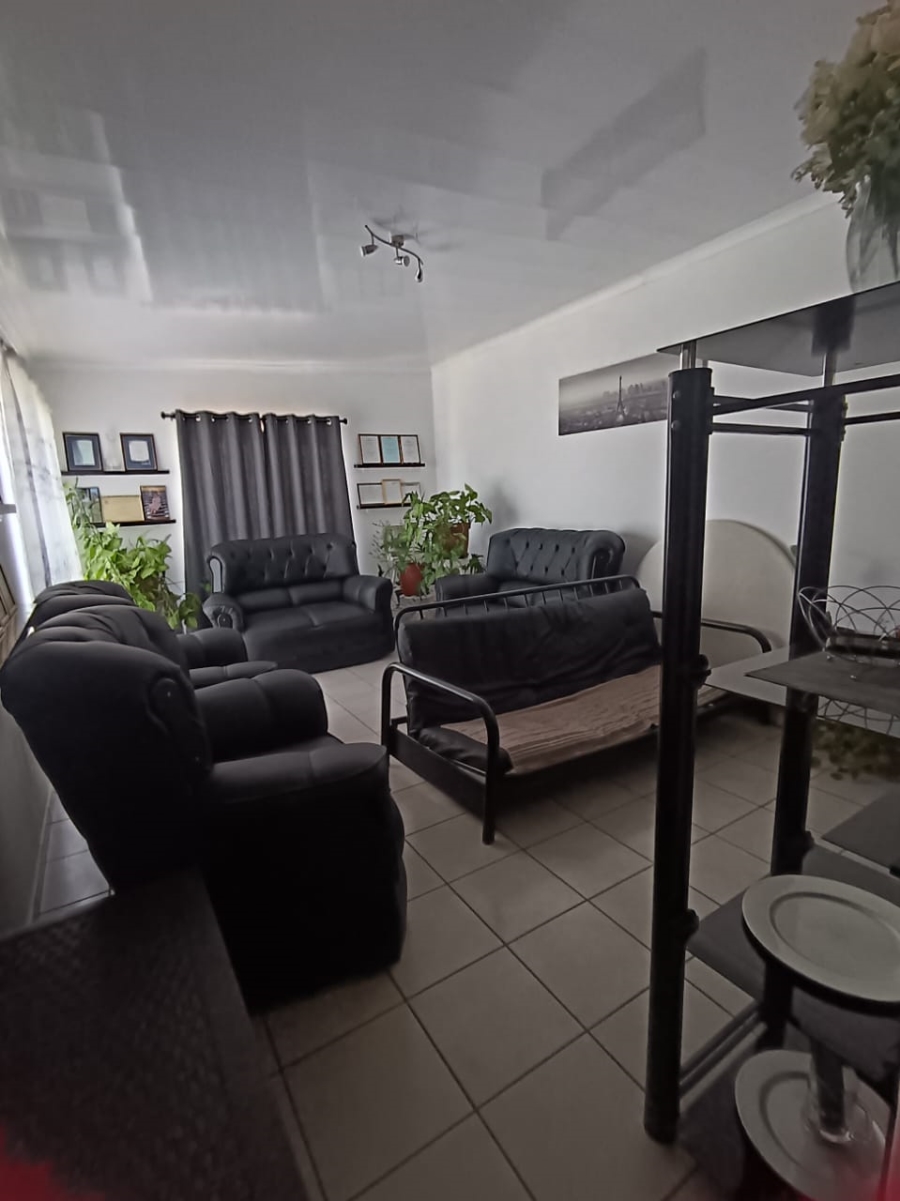 3 Bedroom Property for Sale in Wrenchville Northern Cape